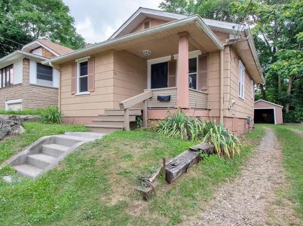 2212 Snyder Ave NE, Canton, OH 44714