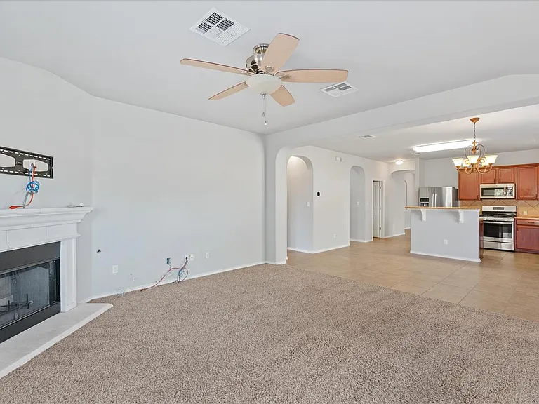 4504 Tiddle Ln — Photo 15