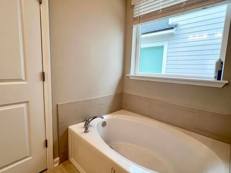 385 Brookgreen Way — Photo 12