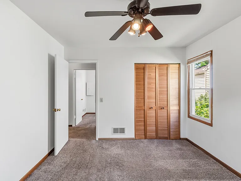3485 Hargrove St — Photo 22