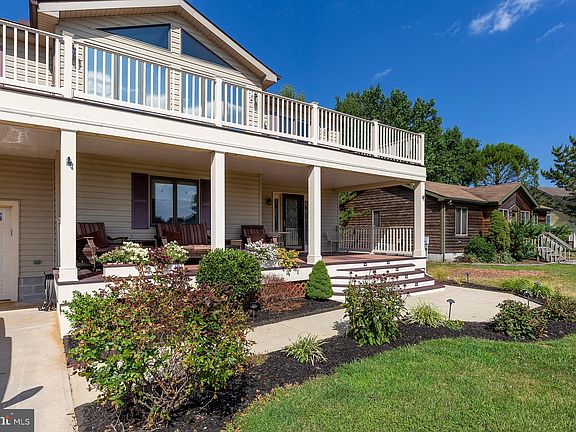 3rd image of 37741 E Pond Cir