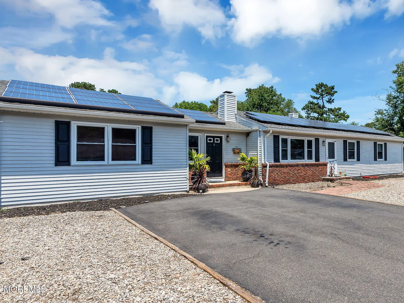 4 bed, $3,975 — Photo 3