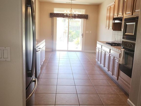 5th image of 2019 E Monte Vista Ct