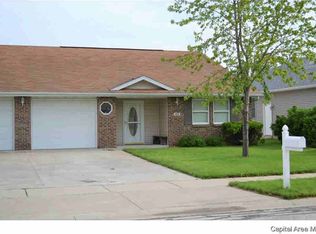 416 James Creek Ln, Jacksonville, IL 62650