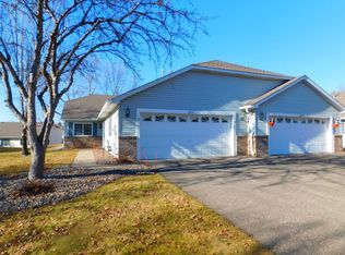 2806 Cornelia Trl, Woodbury, MN 55125