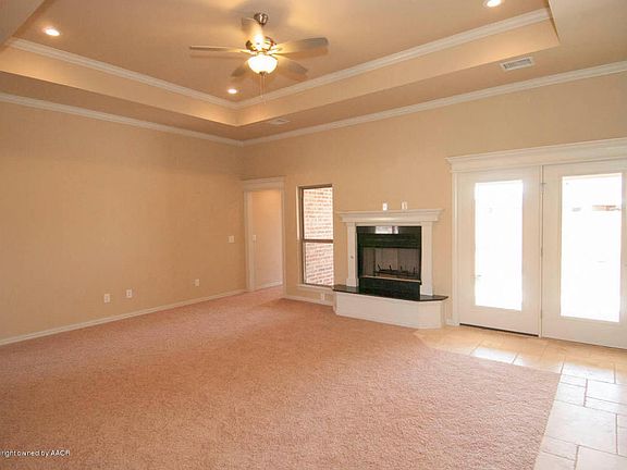 4th image of 10 Sandra Ln