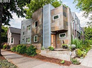 1132 SE Lincoln St, Portland, OR 97214
