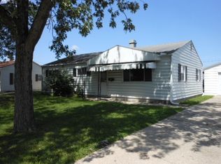 1500 W Stirling Dr, Muncie, IN 47304