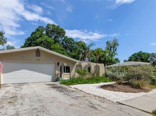2372 McMullen Rd, Largo, FL 33771