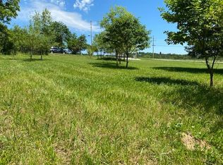 125 Mandolin Dr, Kirbyville, MO 65679