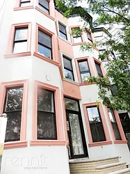 Rented by Rennit Inc.