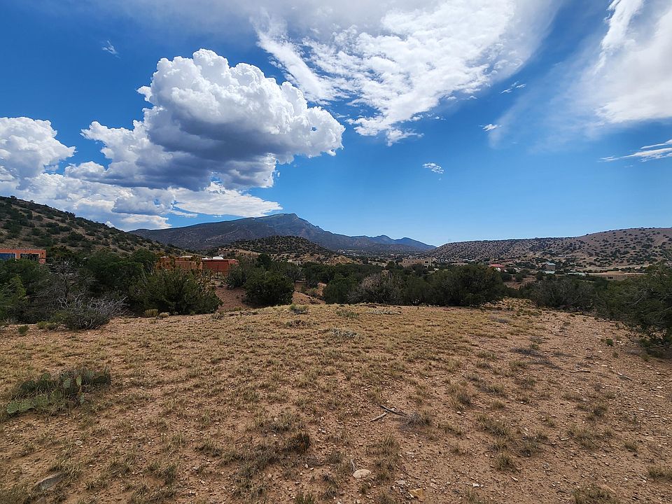 1st image of 13 Camino De Las Brisas