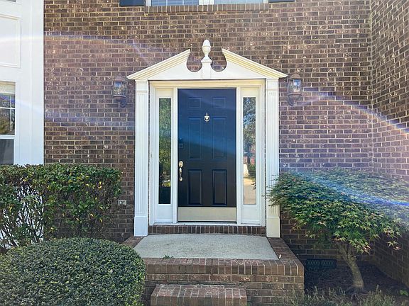 2nd image of 9040 Tayside Ct