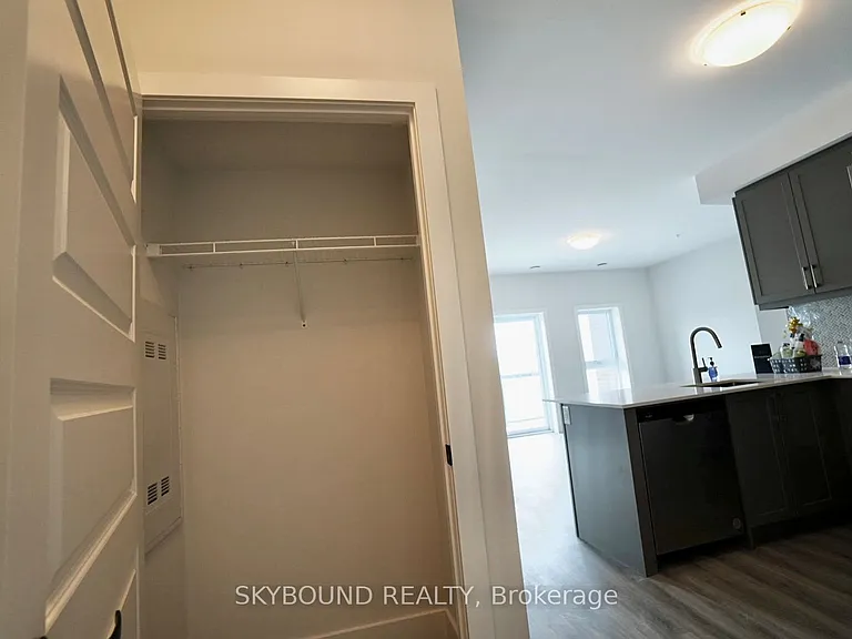 1000 Lackner Pl #411 — Photo 3
