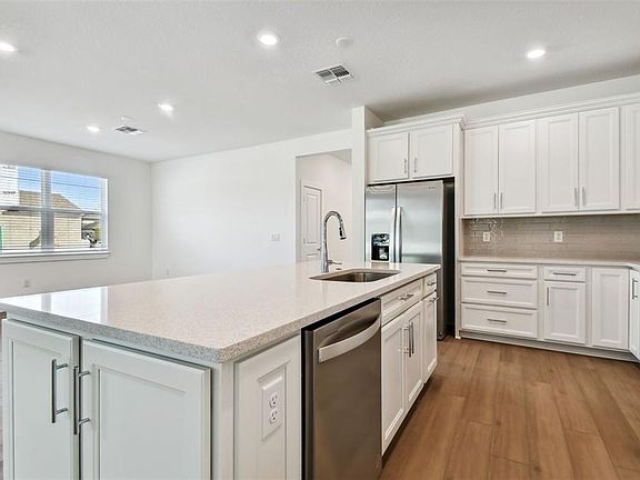 6th image of this home