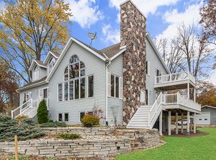 11185 Shoemaker Point Rd, Brussels, WI 54204