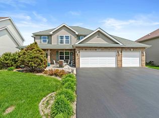 253 Aspen Dr, Beecher, IL 60401