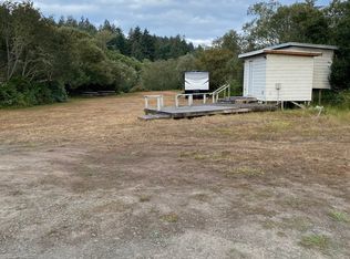 165 S 3rd St, Lakeside, OR 97449
