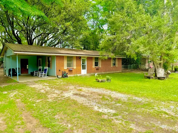 707 King St, Purvis, MS 39475