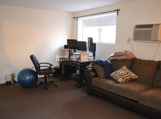 133 Heath St APT 4A, Somerville, MA 02145