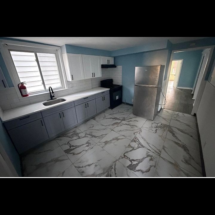1st image of 106 N Munn Ave #3L