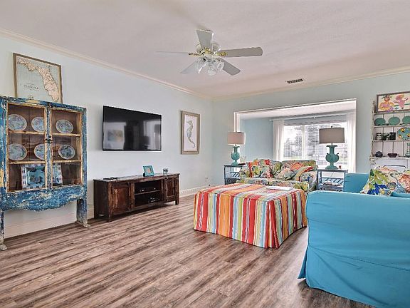 5th image of 23 Sea Horse Ln