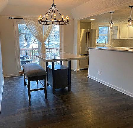 2nd image of 15224 Lincoln Cir