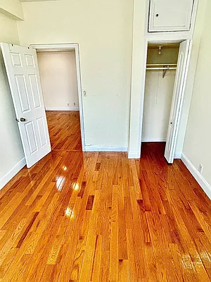 Rented by Amorelli Realty | media 27