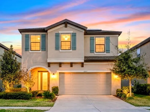 12517 Horseshoe Bend Dr, Lithia, FL 33547