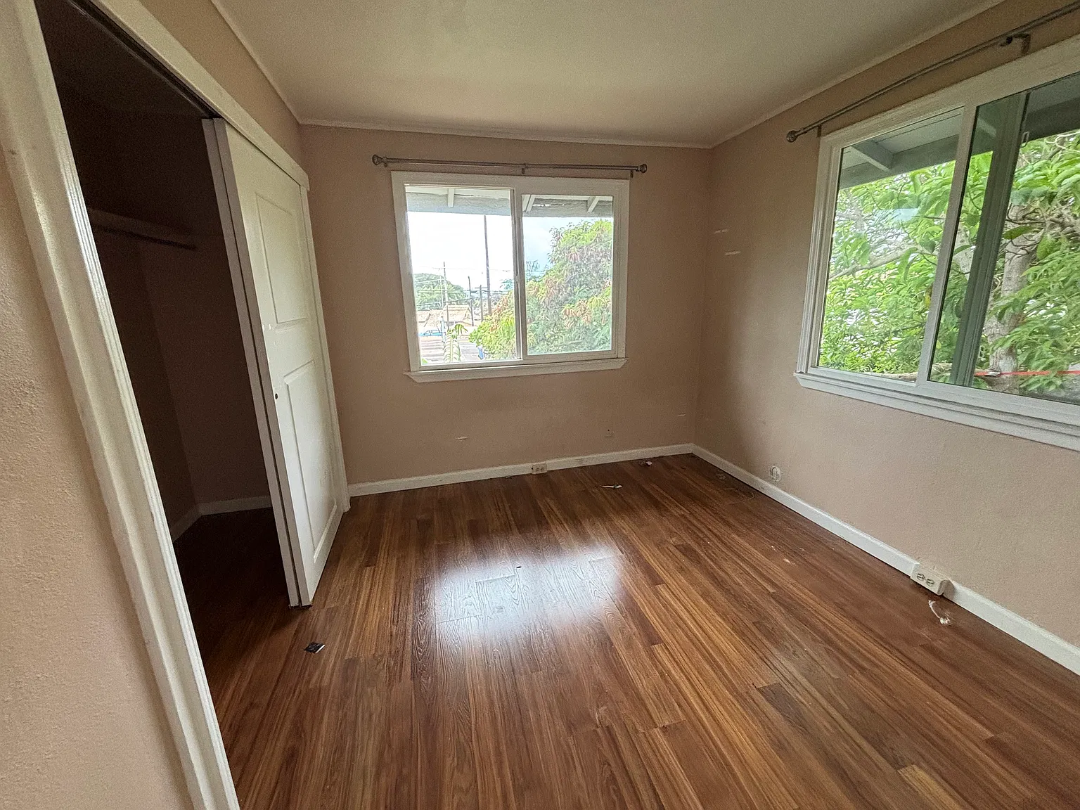 3 bed, 1068 sqft, $3,000 — Photo 2