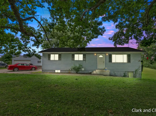 4567 Tiffany Ave NE, Ada, MI 49301