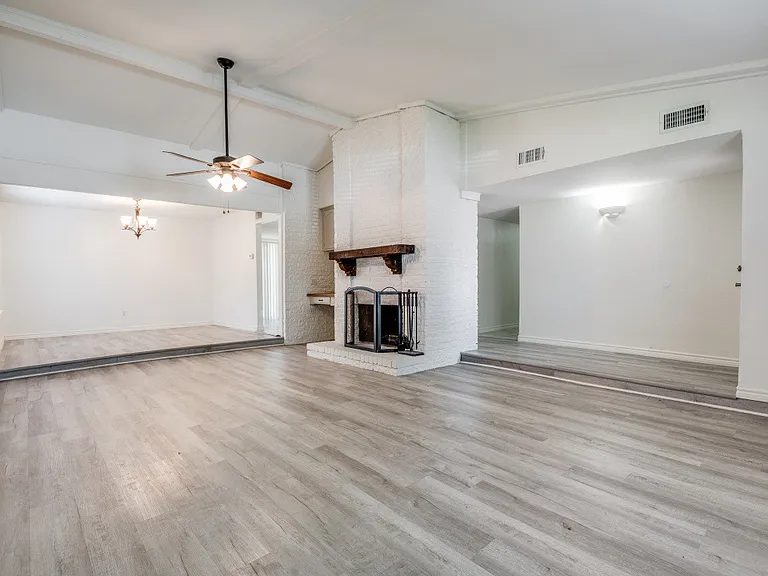 6013 Frontier Ln — Photo 7