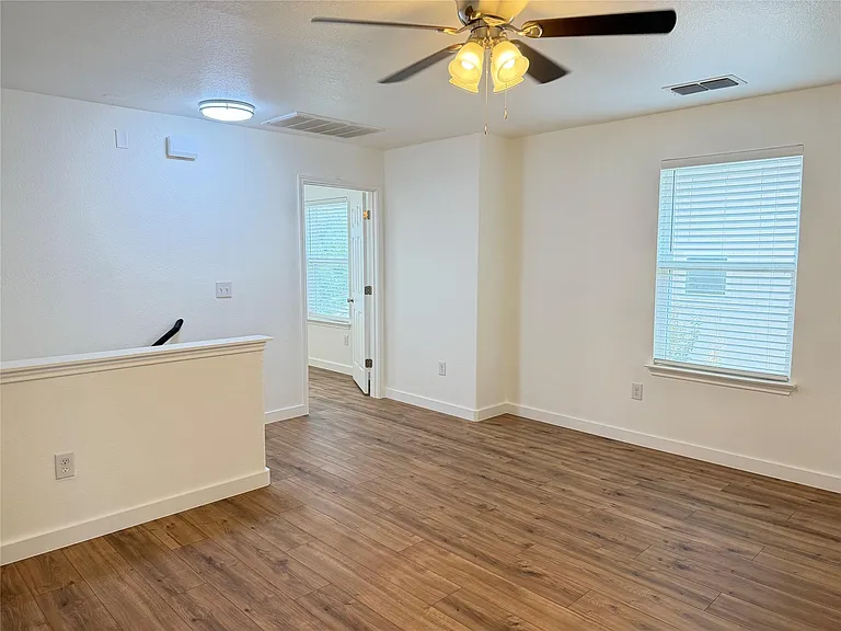 10321 Forest Grove Dr — Photo 18