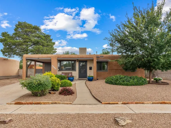 1015 Calle Margarita, Santa Fe, NM 87507