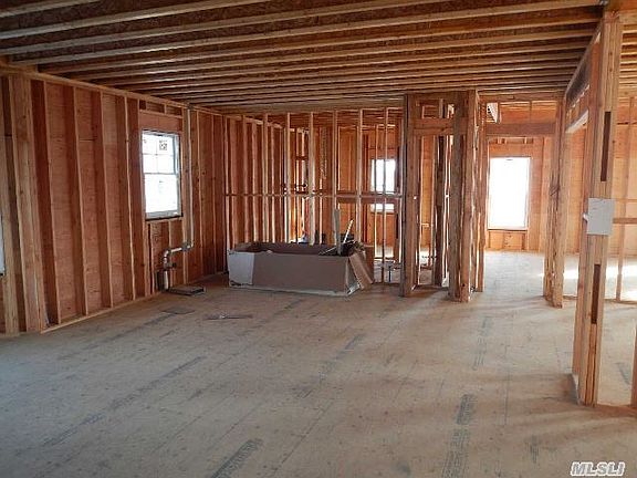 2nd image of 70 Roanoke Ct