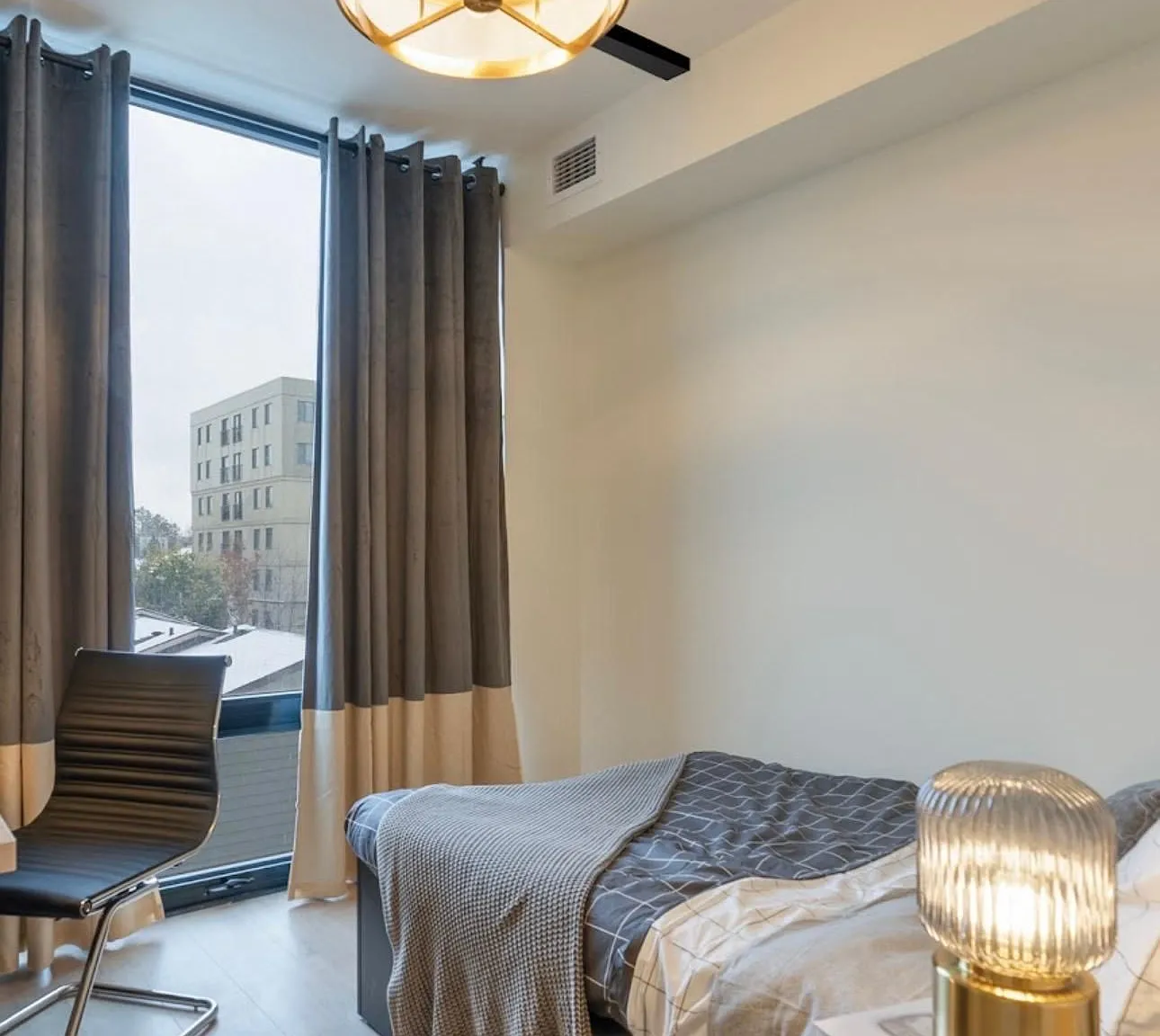 2 bed, $2,300 — Photo 2