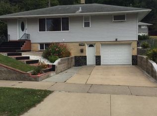 1742 3rd Ave NE, Rochester, MN 55906