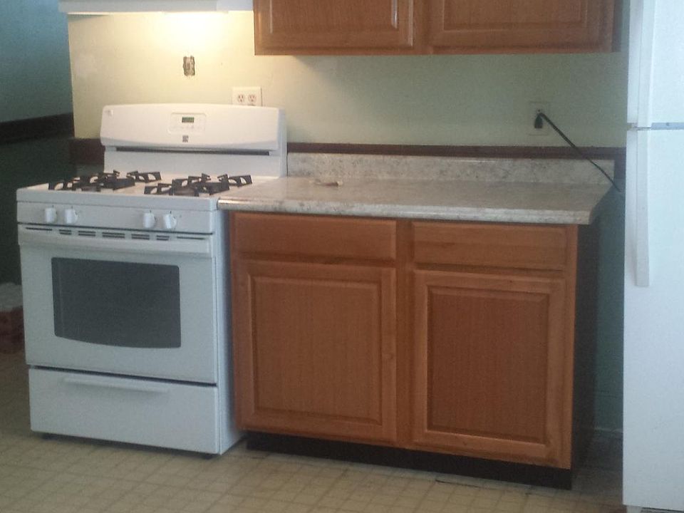 2nd image of 3038 N Cramer St