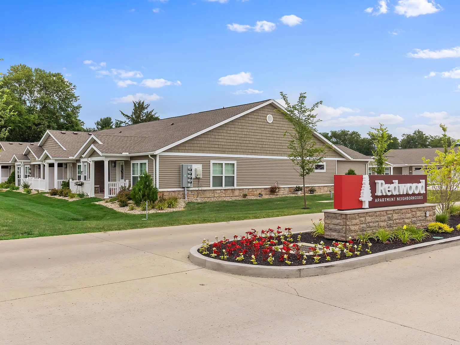 Redwood Groveport — Photo 3