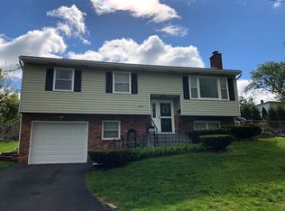 12 Arcadia Ave, Latham, NY 12110