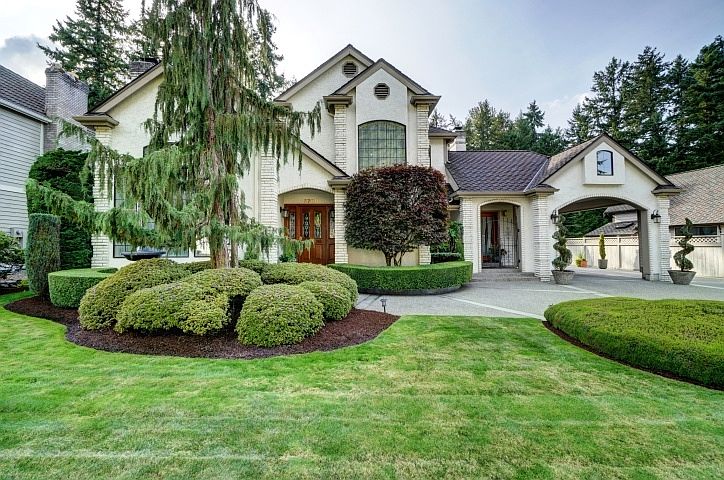 1st image of 3708 21st St SE