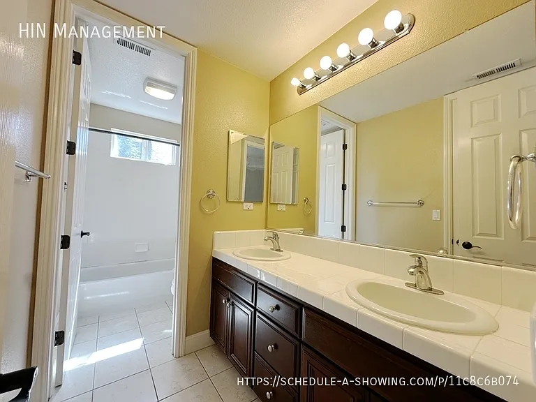 1122 W Lagoon Rd #- — Photo 15