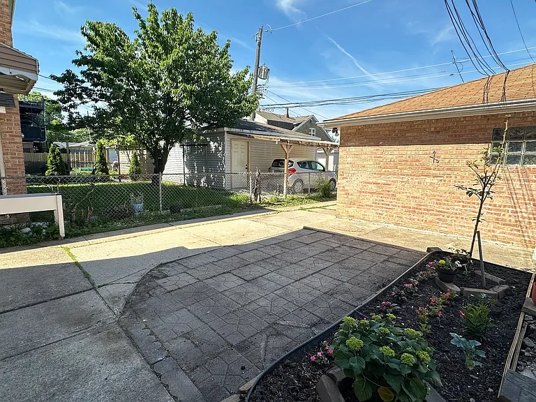 5404 N Central Ave #2 — Photo 22
