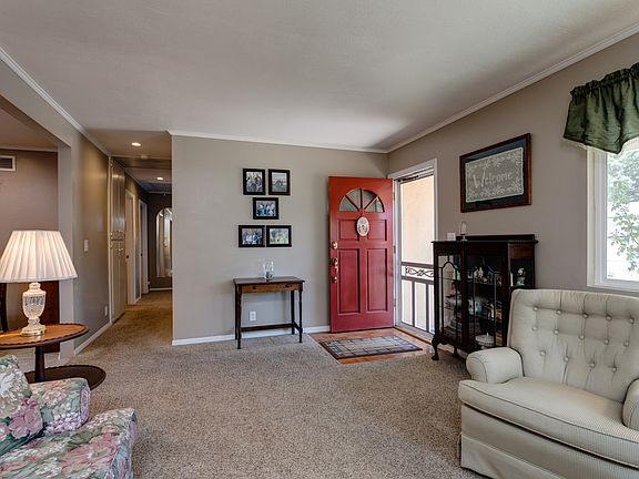 5th image of 1025 Moreno Dr