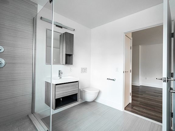 5th image of 104-40 Queens Blvd #6W