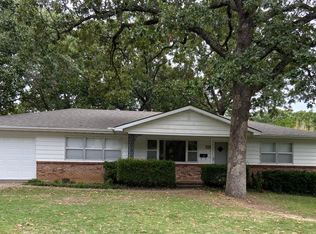 1783 N Greenvalley Ave, Fayetteville, AR 72703