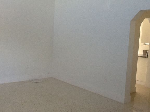 3rd image of 7726 Carlyle Ave APT 1