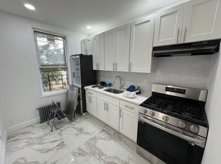 (Undisclosed Address), Staten Island, NY 10305