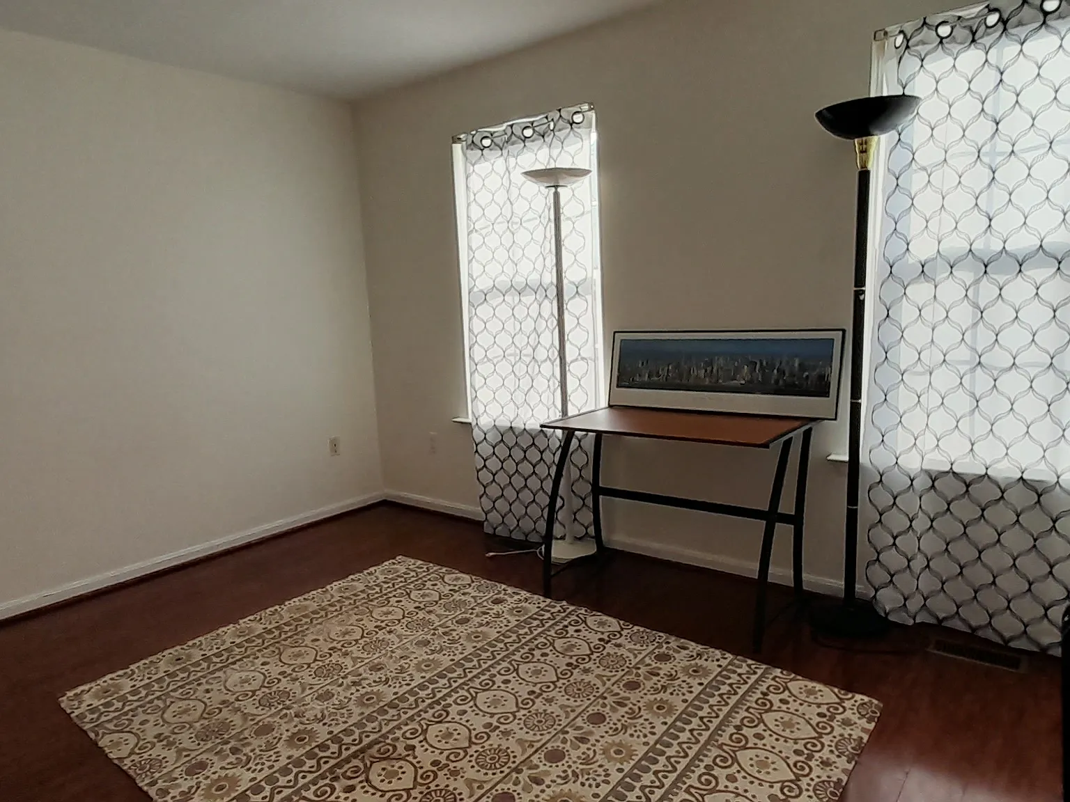 4 bed, 1443 sqft, $1,000 — Photo 3