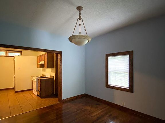 5th image of 4416 Tracy Ave